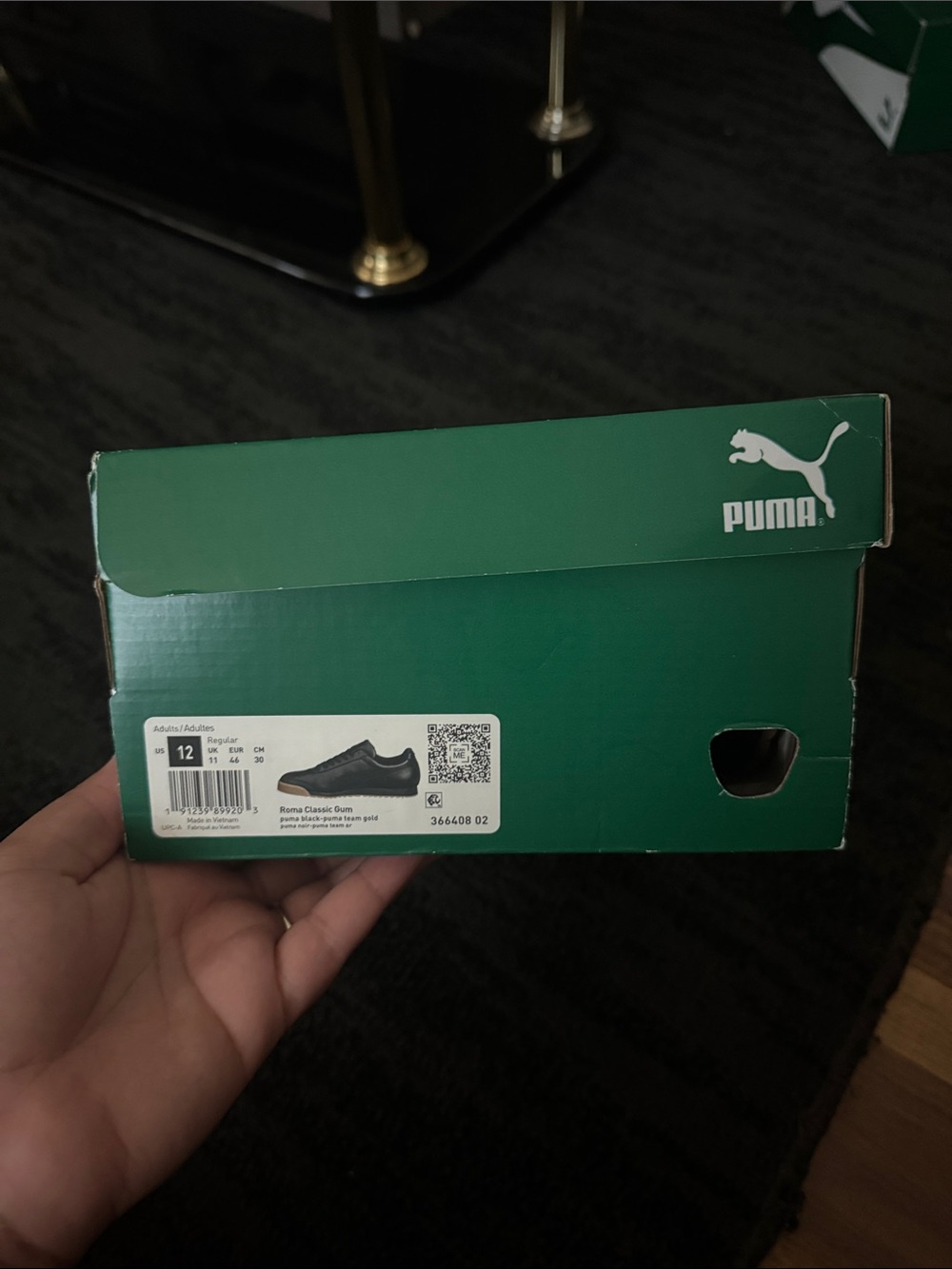 BLACK AND GOLD PUMAS